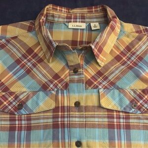 LL BEAN LS 4 Pocketed Flannel Shirt